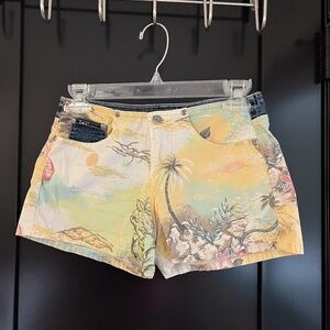 Vintage lei Tropical Print Low Rise Mini Shorts Size 3